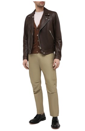 Мужской шерстяной кардиган TOM FORD коричневого цвета по цене 120500 руб., арт. BWM94/TFK155 | Фото 2 Мужской шерстяной кардиган TOM FORD коричневого цвета, арт. BWM94/TFK155 | Фото 2 (Мужское Кросс-КТ: Кардиган-одежда; Длина (для топов): Стандартные; Стили: Кэжуэл; Материал внешний: Шерсть; Рукава: Длинные)