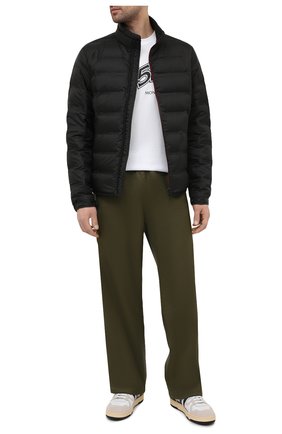 Мужская хлопковая футболка 2 moncler 1952 MONCLER GENIUS белого цвета по цене 21600 руб., арт. G1-092-8C731-10-829FB | Фото 2 Мужская хлопковая футболка 2 moncler 1952 MONCLER GENIUS белого цвета, арт. G1-092-8C731-10-829FB | Фото 2 (Принт: С принтом; Стили: Гранж; Рукава: Короткие; Длина (для топов): Стандартные; Материал внешний: Хлопок)