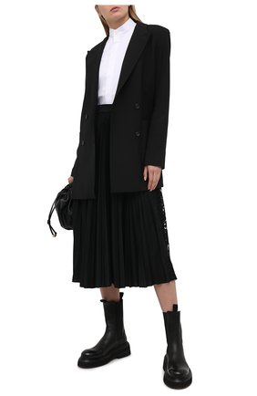 Женская плиссированная юбка VALENTINO черного цвета по цене 143500 руб., арт. VB3MD02T668 | Фото 2 Женская плиссированная юбка VALENTINO черного цвета, арт. VB3MD02T668 | Фото 2 (Длина Ж (юбки, платья, шорты): Миди; Женское Кросс-КТ: Юбка-одежда, юбка-плиссе; Материал внешний: Синтетический материал; Стили: Романтичный)