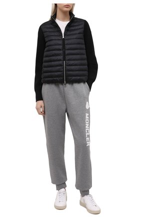Женский кардиган MONCLER черного цвета по цене 62100 руб., арт. G1-093-9B504-00-A9001 | Фото 2 Женский кардиган MONCLER черного цвета, арт. G1-093-9B504-00-A9001 | Фото 2