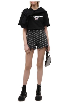 Женские джинсовые шорты DENIM X ALEXANDER WANG темно-серого цвета по цене 26900 руб., арт. 4DC1214896 | Фото 2 Женские джинсовые шорты DENIM X ALEXANDER WANG темно-серого цвета, арт. 4DC1214896 | Фото 2 (Материал внешний: Хлопок; Стили: Спорт-шик; Длина Ж (юбки, платья, шорты): Мини; Женское Кросс-КТ: Шорты-одежда; Кросс-КТ: Деним)