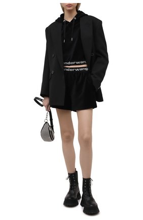 Женские шорты ALEXANDERWANG.T черного цвета по цене 27100 руб., арт. 4CC1204025 | Фото 2 Женские шорты ALEXANDERWANG.T черного цвета, арт. 4CC1204025 | Фото 2