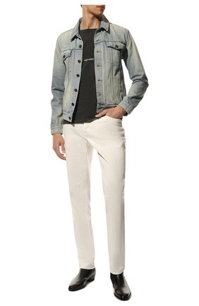 Мужская джинсовая куртка SAINT LAURENT голубого цвета, арт. 627584/Y820L | Фото 2 (Длина (верхняя одежда): Короткие; Кросс-КТ: Деним, Куртка; Материал внешний: Хлопок; Рукава: Длинные; Стили: Гранж)