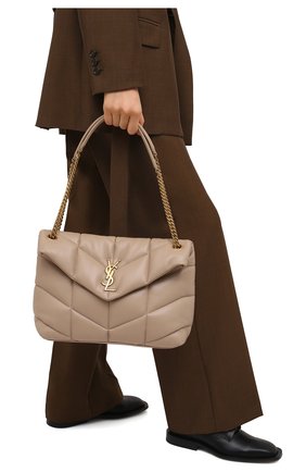 Женская сумка puffer loulou medium SAINT LAURENT бежевого цвета по цене 181500 руб., арт. 577475/1EL07 | Фото 2 Женская сумка puffer loulou medium SAINT LAURENT бежевого цвета, арт. 577475/1EL07 | Фото 2