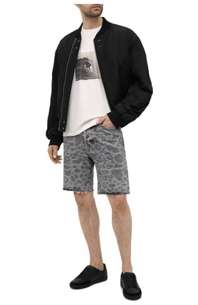 Мужская хлопковая футболка SAINT LAURENT белого цвета по цене 28450 руб., арт. 650539/Y36AH | Фото 2 Мужская хлопковая футболка SAINT LAURENT белого цвета, арт. 650539/Y36AH | Фото 2 (Длина (для топов): Стандартные; Материал внешний: Хлопок; Рукава: Короткие; Стили: Гранж; Принт: С принтом)