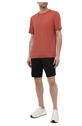 Мужская хлопковая футболка DRIES VAN NOTEN коричневого цвета по цене 9950 руб., арт. 211-21102-2607 | Фото 2 Мужская хлопковая футболка DRIES VAN NOTEN коричневого цвета, арт. 211-21102-2607 | Фото 2
