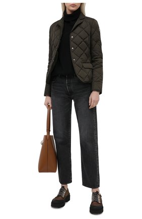Женская пуховая куртка MONCLER хаки цвета по цене 83600 руб., арт. G1-093-1A52Y-00-539YH | Фото 2 Женская пуховая куртка MONCLER хаки цвета, арт. G1-093-1A52Y-00-539YH | Фото 2