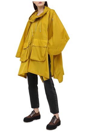 Женский плащ MONCLER желтого цвета по цене 74300 руб., арт. G1-093-1C738-00-54155 | Фото 2 Женский плащ MONCLER желтого цвета, арт. G1-093-1C738-00-54155 | Фото 2