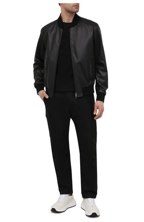 Мужская хлопковая футболка ZEGNA COUTURE черного цвета по цене 47050 руб., арт. CWCJ12/9WJ10 | Фото 2 Мужская хлопковая футболка ZEGNA COUTURE черного цвета, арт. CWCJ12/9WJ10 | Фото 2 (Длина (для топов): Стандартные; Стили: Кэжуэл; Принт: Без принта; Материал внешний: Хлопок; Рукава: Короткие)