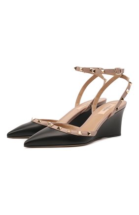 Женские кожаные туфли rockstud VALENTINO черного цвета по цене 66150 руб., арт. VW2S0BC5/V0D | Фото 1 Женские кожаные туфли rockstud VALENTINO черного цвета, арт. VW2S0BC5/V0D | Фото 1