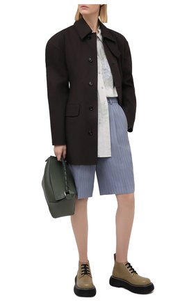 Женские шерстяные шорты ACNE STUDIOS голубого цвета по цене 33650 руб., арт. AE0034 | Фото 2 Женские шерстяные шорты ACNE STUDIOS голубого цвета, арт. AE0034 | Фото 2
