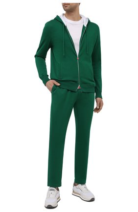 Мужские хлопковые брюки KITON зеленого цвета, арт. UK1051 | Фото 2 (Стили: Спорт-шик; Материал внешний: Хлопок; Случай: Повседневный; Длина (брюки, джинсы): Стандартные; Региональные ограничения белый список (Axapta Mercury): RU)