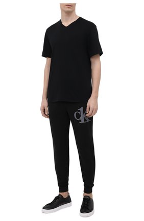 Мужская хлопковая футболка JAMES PERSE черного цвета, арт. MELJ3248 | Фото 2 (Стили: Кэжуэл; Длина (для топов): Стандартные; Рукава: Короткие; Материал внешний: Хлопок; Принт: Без принта)