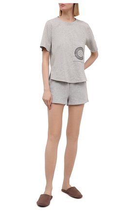 Женские хлопковые шорты CALVIN KLEIN серого цвета по цене 5520 руб., арт. QS6561E | Фото 2 Женские хлопковые шорты CALVIN KLEIN серого цвета, арт. QS6561E | Фото 2