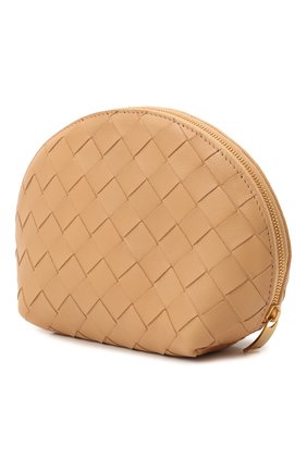 Женская кожаная косметичка BOTTEGA VENETA бежевого цвета по цене 47250 руб., арт. 608064/VCPP2 | Фото 2 Женская кожаная косметичка BOTTEGA VENETA бежевого цвета, арт. 608064/VCPP2 | Фото 2
