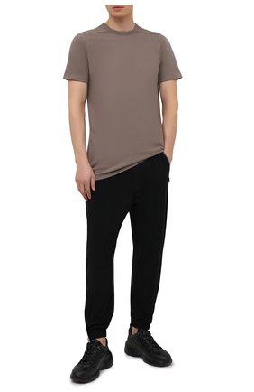 Мужская хлопковая футболка RICK OWENS светло-коричневого цвета по цене 24500 руб., арт. RU21S6264/JA | Фото 2 Мужская хлопковая футболка RICK OWENS светло-коричневого цвета, арт. RU21S6264/JA | Фото 2