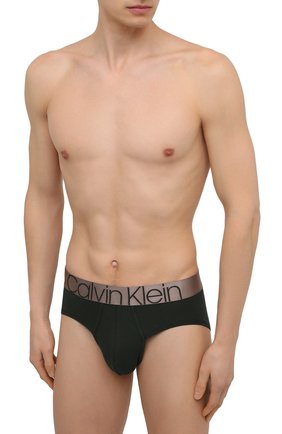 Мужские хлопковые брифы CALVIN KLEIN зеленого цвета по цене 2525 руб., арт. NB2536A | Фото 2 Мужские хлопковые брифы CALVIN KLEIN зеленого цвета, арт. NB2536A | Фото 2