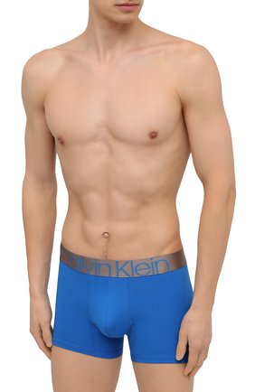 Мужские хлопковые боксеры CALVIN KLEIN синего цвета по цене 2795 руб., арт. NB2537A | Фото 2 Мужские хлопковые боксеры CALVIN KLEIN синего цвета, арт. NB2537A | Фото 2