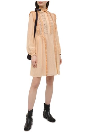 Женское шелковое платье CHLOÉ розового цвета по цене 251500 руб., арт. CHC21SR010340 | Фото 2 Женское шелковое платье CHLOÉ розового цвета, арт. CHC21SR010340 | Фото 2