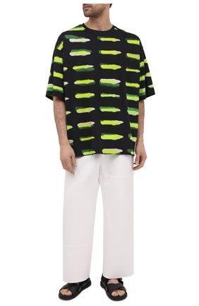 Мужская хлопковая футболка DRIES VAN NOTEN черного цвета по цене 28700 руб., арт. 211-21158-2601 | Фото 2 Мужская хлопковая футболка DRIES VAN NOTEN черного цвета, арт. 211-21158-2601 | Фото 2