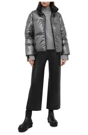 Женский пуховая куртка MICHAEL MICHAEL KORS черного цвета по цене 42300 руб., арт. MH02JA3F9Z | Фото 2 Женский пуховая куртка MICHAEL MICHAEL KORS черного цвета, арт. MH02JA3F9Z | Фото 2