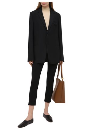 Женские брюки из хлопка и вискозы MICHAEL MICHAEL KORS черного цвета по цене 18700 руб., арт. MH03HF34BB | Фото 2 Женские брюки из хлопка и вискозы MICHAEL MICHAEL KORS черного цвета, арт. MH03HF34BB | Фото 2