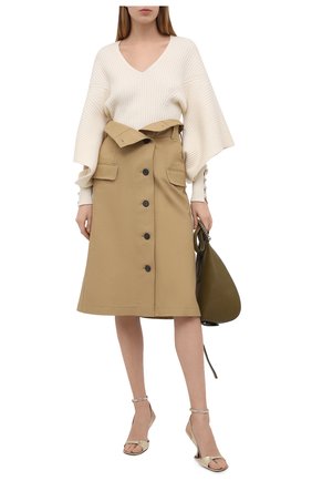 Женские кожаные босоножки LANVIN золотого цвета по цене 65450 руб., арт. FW-SAGS00-LAMI-P21 | Фото 2 Женские кожаные босоножки LANVIN золотого цвета, арт. FW-SAGS00-LAMI-P21 | Фото 2