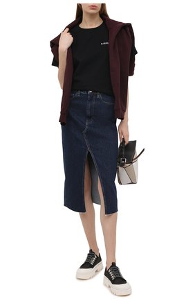 Женская хлопковая футболка HELMUT LANG черного цвета по цене 13700 руб., арт. K10DW505 | Фото 2 Женская хлопковая футболка HELMUT LANG черного цвета, арт. K10DW505 | Фото 2