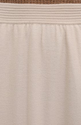 Женская кашемировая юбка LORO PIANA светло-бежевого цвета, арт. FAL5211 | Фото 5 (Материал внешний: Шерсть, Кашемир; Региональные ограничения белый список (Axapta Mercury): RU; Кросс-КТ: Трикотаж; Женское Кросс-КТ: Юбка-одежда; Длина Ж (юбки, платья, шорты): Миди; Стили: Кэжуэл)