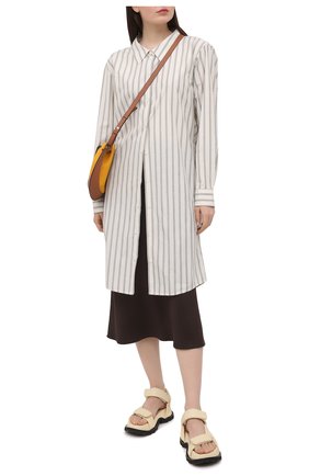 Женское хлопковое платье DRIES VAN NOTEN белого цвета по цене 48400 руб., арт. 211-11057-2160 | Фото 2 Женское хлопковое платье DRIES VAN NOTEN белого цвета, арт. 211-11057-2160 | Фото 2