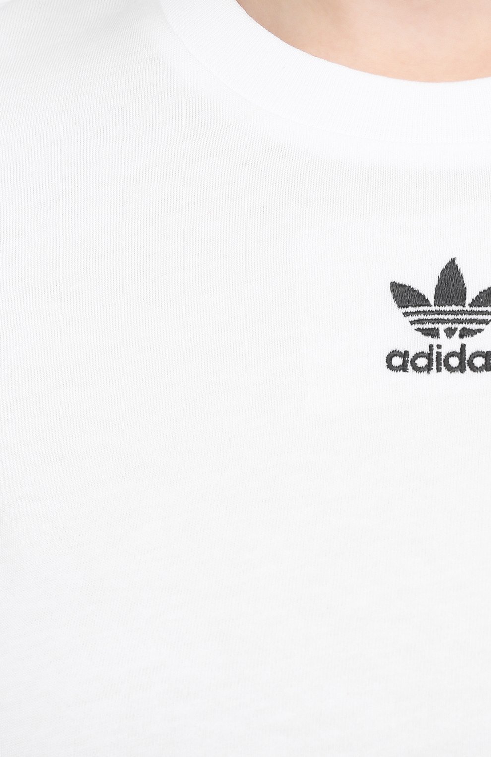 Женская белая хлопковая футболка ADIDAS ORIGINALS купить в  интернет-магазине ЦУМ, арт. GN2803