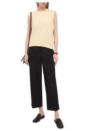 Женские брюки из хлопка и вискозы DRIES VAN NOTEN черного цвета по цене 48400 руб., арт. 211-10903-2109 | Фото 2 Женские брюки из хлопка и вискозы DRIES VAN NOTEN черного цвета, арт. 211-10903-2109 | Фото 2
