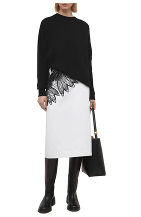 Женская хлопковая юбка DRIES VAN NOTEN белого цвета по цене 85800 руб., арт. 211-10809-2292 | Фото 2 Женская хлопковая юбка DRIES VAN NOTEN белого цвета, арт. 211-10809-2292 | Фото 2