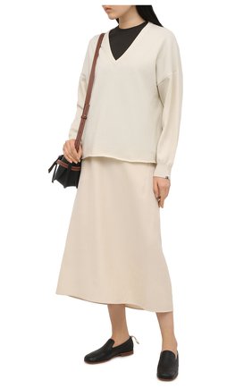 Женский кашемировый пуловер EXTREME CASHMERE бежевого цвета по цене 41450 руб., арт. 161/CLAC | Фото 2 Женский кашемировый пуловер EXTREME CASHMERE бежевого цвета, арт. 161/CLAC | Фото 2