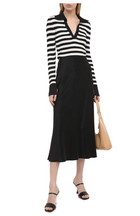 Женский пуловер из вискозы ALICE + OLIVIA черно-белого цвета по цене 34250 руб., арт. CC011S04708 | Фото 2 Женский пуловер из вискозы ALICE + OLIVIA черно-белого цвета, арт. CC011S04708 | Фото 2