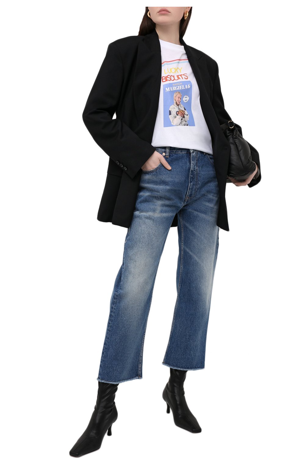 Женские джинсы MM6 синего цвета, арт. S52LA0137/S30589 | Фото 2 (Кросс-КТ: Деним; Длина (брюки, джинсы): Стандартные; Силуэт Ж (брюки и джинсы): Прямые; Материал внешний: Хлопок; Стили: Спорт-шик; Детали: Потертости)