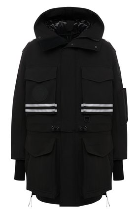 Мужская пуховая парка snow mantra CANADA GOOSE черного цвета по цене 188000 руб., арт. 8800MC | Фото 1 Мужская пуховая парка snow mantra CANADA GOOSE черного цвета, арт. 8800MC | Фото 1 (Материал подклада: Синтетический материал; Рукава: Короткие; Материал внешний: Синтетический материал; Кросс-КТ: Куртка; Мужское Кросс-КТ: пуховик-короткий; Стили: Спорт-шик, Гранж; Материал утеплителя: Пух и перо; Длина (верхняя одежда): До середины бедра)