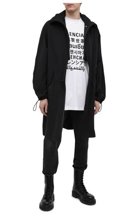 Мужская хлопковая футболка BALENCIAGA белого цвета по цене 46600 руб., арт. 641614/TJVI3 | Фото 2 Мужская хлопковая футболка BALENCIAGA белого цвета, арт. 641614/TJVI3 | Фото 2 (Материал внешний: Хлопок, Синтетический материал; Длина (для топов): Удлиненные; Принт: С принтом; Рукава: Короткие; Стили: Гранж)