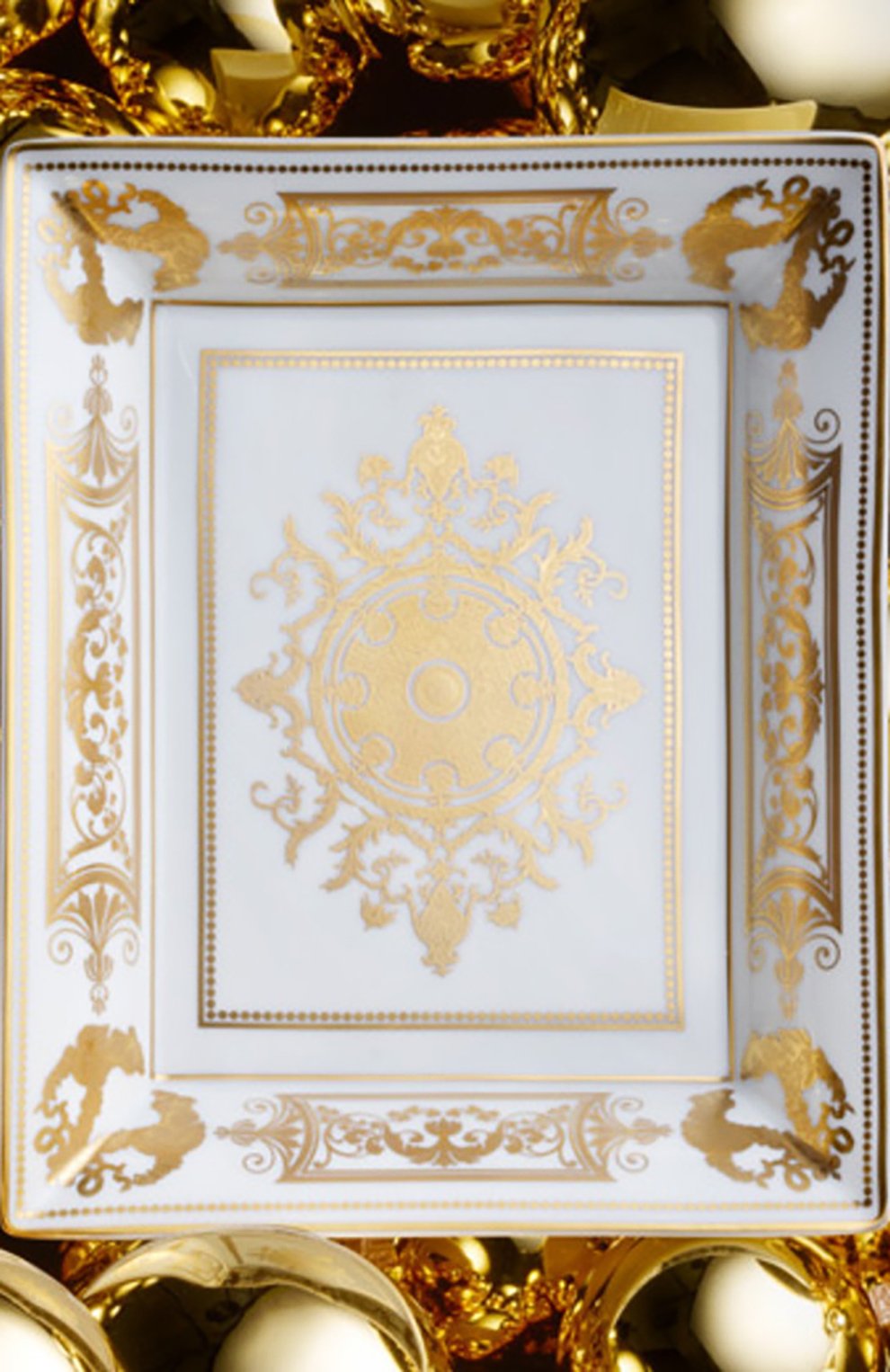 Пепельница aux rois or BERNARDAUD золотого цвета, арт. 1847/4511 | Фото 2 (Интерьер_коллекция: Aux Rois Or; Ограничения доставки: fragile-2)