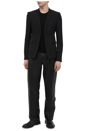 Мужской пиджак RICK OWENS черного цвета по цене 219500 руб., арт. RU21S6733/TS | Фото 2 Мужской пиджак RICK OWENS черного цвета, арт. RU21S6733/TS | Фото 2 (Рукава: Длинные; Длина (для топов): Стандартные; Материал внешний: Синтетический материал; Материал подклада: Вискоза; 1-2-бортные: Однобортные; Пиджаки М: Приталенный; Стили: Минимализм; Случай: Повседневный)