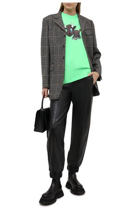 Женская хлопковая футболка BALENCIAGA зеленого цвета по цене 44200 руб., арт. 612965/TJVM9 | Фото 2 Женская хлопковая футболка BALENCIAGA зеленого цвета, арт. 612965/TJVM9 | Фото 2