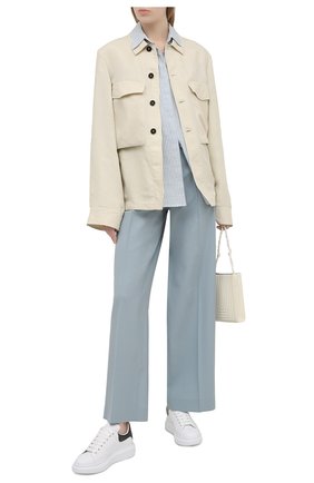 Женские кожаные кеды ALEXANDER MCQUEEN черно-белого цвета по цене 48750 руб., арт. 660387/WIA4I | Фото 2 Женские кожаные кеды ALEXANDER MCQUEEN черно-белого цвета, арт. 660387/WIA4I | Фото 2