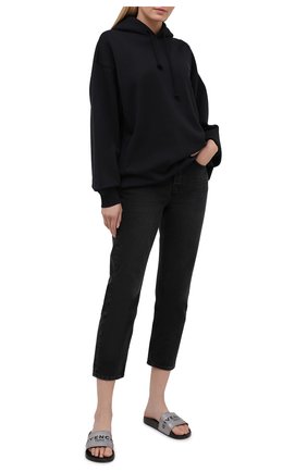 Женские шлепанцы GIVENCHY серебряного цвета по цене 24150 руб., арт. BE3004E0X8 | Фото 2 Женские шлепанцы GIVENCHY серебряного цвета, арт. BE3004E0X8 | Фото 2