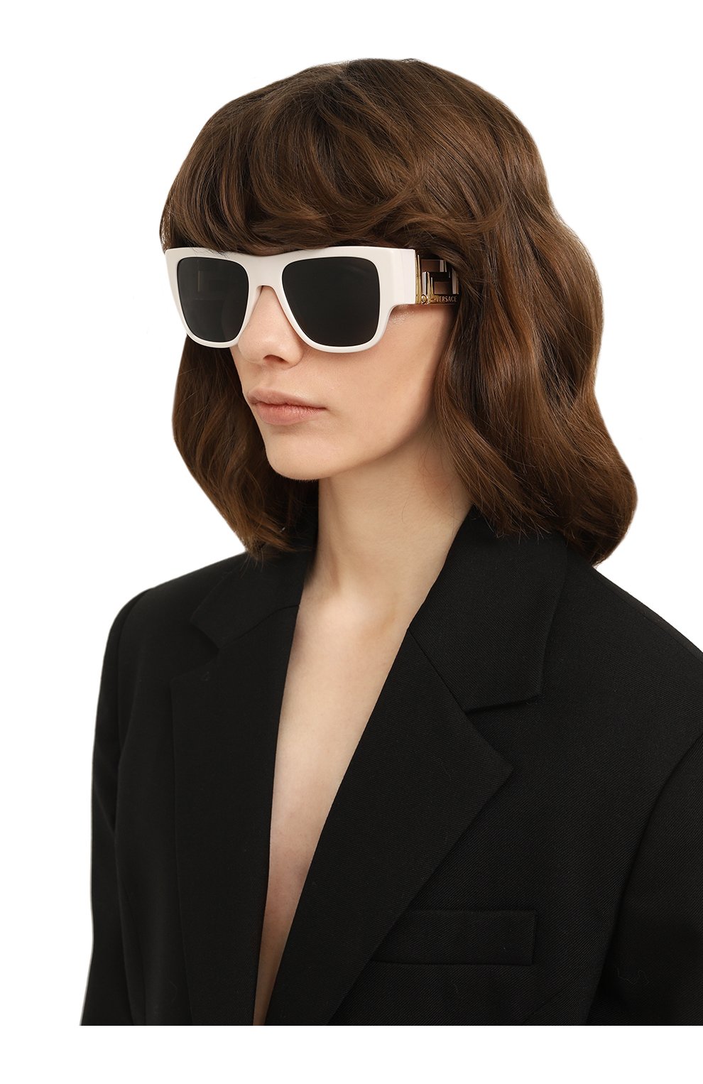 Женские солнцезащитные очки VERSACE белого цвета, арт. 4403-314/87 | Фото 2 (Региональные ограничения белый список (Axapta Mercury): RU; Тип очков: С/з; Очки форма: Квадратные; Оптика Гендер: оптика-женское)