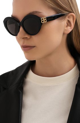 Женские солнцезащитные очки BALENCIAGA черного цвета по цене 29950 руб., арт. 648054/T0001 | Фото 2 Женские солнцезащитные очки BALENCIAGA черного цвета, арт. 648054/T0001 | Фото 2