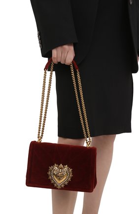 Женская сумка devotion small DOLCE & GABBANA красного цвета по цене 142500 руб., арт. BB6652/AA090 | Фото 2 Женская сумка devotion small DOLCE & GABBANA красного цвета, арт. BB6652/AA090 | Фото 2