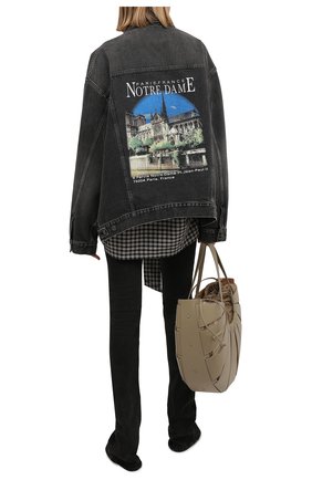 Женская джинсовая куртка BALENCIAGA черного цвета по цене 151000 руб., арт. 646895/TBP47 | Фото 2 Женская джинсовая куртка BALENCIAGA черного цвета, арт. 646895/TBP47 | Фото 2