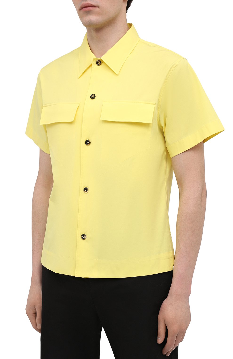 Мужская хлопковая рубашка BOTTEGA VENETA желтого цвета, арт. 652051/VKIX0 | Фото 3 (Воротник: Кент; Рубашки М: Classic Fit; Рукава: Короткие; Случай: Повседневный; Длина (для топов): Стандартные; Региональные ограничения белый список (Axapta Mercury): RU; Материал внешний: Хлопок; Принт: Однотонные; Стили: Минимализм)