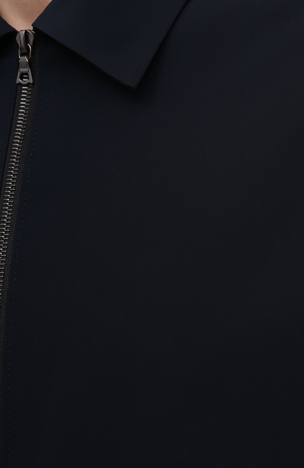 Мужская куртка HARRIS WHARF LONDON темно-синего цвета, арт. C9341PYZ | Фото 5 (Кросс-КТ: Куртка, Ветровка; Рукава: Длинные; Материал внешний: Синтетический материал; Длина (верхняя одежда): Короткие; Стили: Кэжуэл)