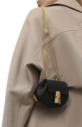 Женский рюкзак drew mini CHLOÉ черного цвета по цене 62100 руб., арт. CHC21SP100944 | Фото 2 Женский рюкзак drew mini CHLOÉ черного цвета, арт. CHC21SP100944 | Фото 2